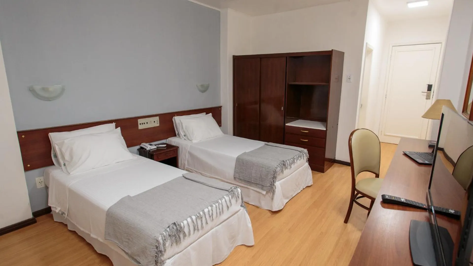 City Hotel By Fast10 Porto Alegre